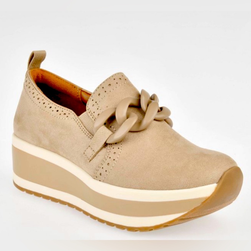 Mad Love Tan Platform Mary Jane Slip On Loafers